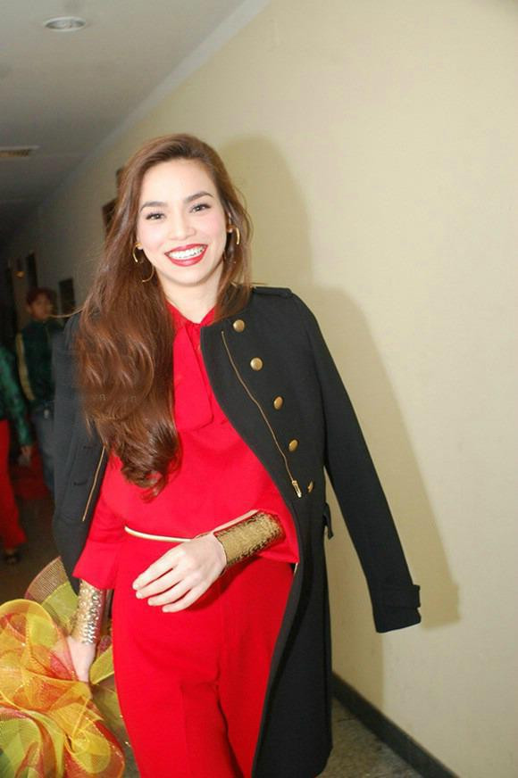 Vẻ đẹp rạng ngời và độ nổi tiếng, Hà Hồ thời điểm đó luôn được gọi với danh xưng 'nữ hoàng giải trí'. 