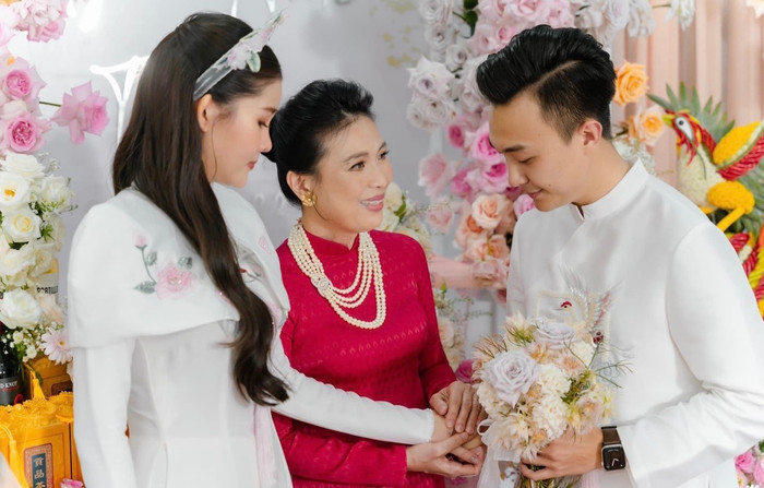 Lê Âu Ngân Anh nghẹn ngào gửi lời cảm ơn tới mẹ sau ngày về nhà chồng Ảnh 3