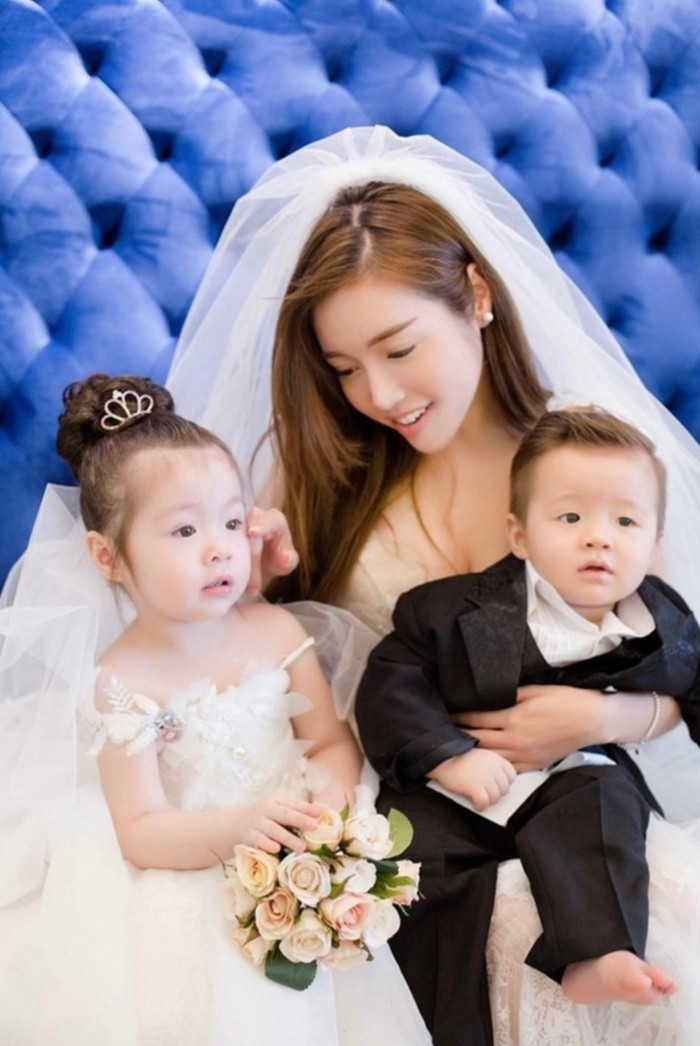 Cô liên tục đưa ra bằng chứng tố chồng ngoại tình.