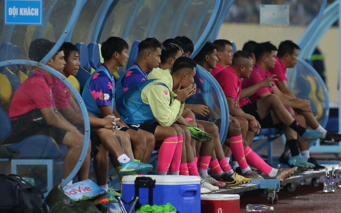 Hà Nội FC vô địch trong ngày 'hai người em' phải có một đội xuống hạng Nhất 2023 Ảnh 2