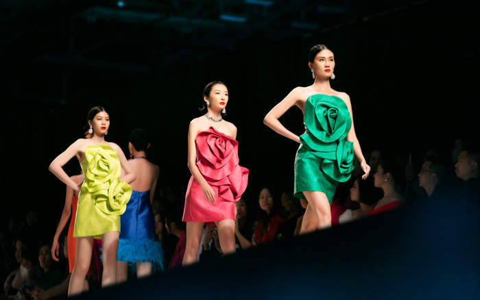 Người mẫu ngoại cỡ xuất hiện trong show NTK Đỗ Mạnh Cường: Mọi vẻ đẹp đều đáng được tôn vinh Ảnh 2