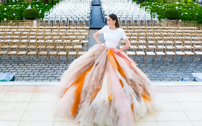 Hồ Ngọc Hà diện váy voan như nàng thơ, chụp vội mà visual thế này Kim Lý không đắm đuối mới lạ Ảnh 2