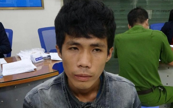 Thanh niên cầm súng và bom tự chế vào cướp ngân hàng ở Đồng Tháp Ảnh 2