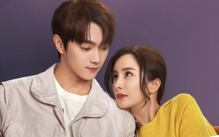 Dương Mịch lộ gương mặt già chát trong phim mới, đứng cạnh Hứa Khải mà ngỡ 'dì-cháu' Ảnh 2