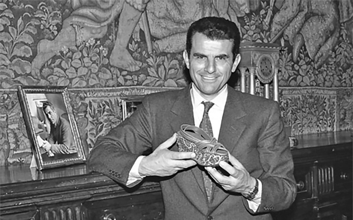 Salvatore Ferragamo: Từ nông dân nghèo đến ông hoàng ngành giày dép xa xỉ Ảnh 2