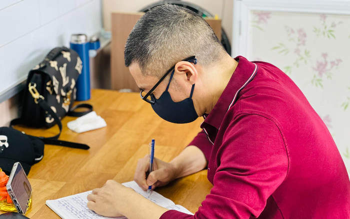 Bà xã NSND Công Lý hé lộ điều chồng làm mỗi ngày khi sức khoẻ dần ổn định Ảnh 2