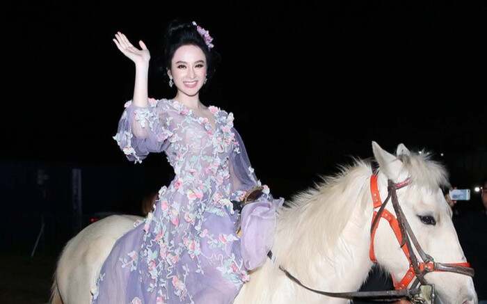 Những lần chơi trội của Angela Phương Trinh trên thảm đỏ Ảnh 2