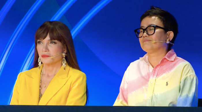 1001 biểu cảm từ ngơ ngác đến gật gù của giám khảo The Heroes khi xem 'gà cưng' Đông Nhi biểu diễn Ảnh 3