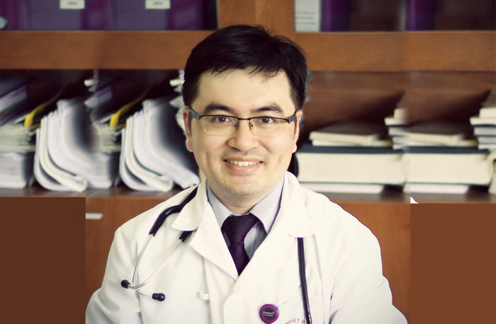 Bác sĩ, giảng viên Vũ Quốc Đạt.