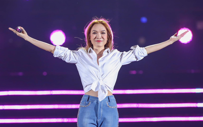 Nói là làm: Mỹ Tâm trực tiếp gửi quà đến fan đã ra đi mãi mãi hậu liveshow Ảnh 2