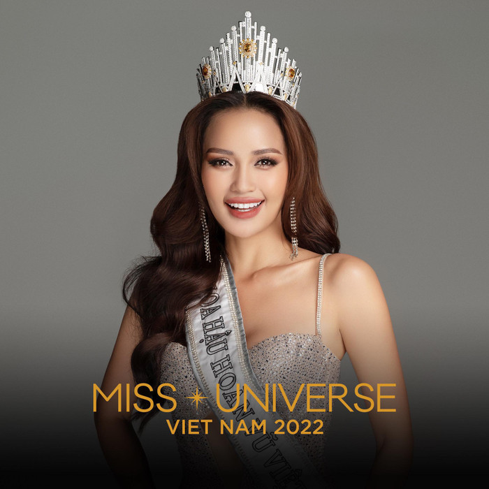 Ngọc Châu - Thủy Tiên khoe sắc đỏ: Mang layout này đi thi Miss Universe, Miss Charm sẽ giật vương miện Ảnh 2