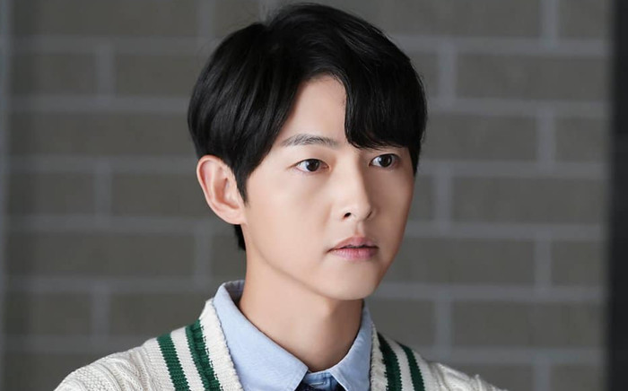 Phim của Song Joong Ki làm nên lịch sử ngay tập mở màn: Đâu cần có Song Hye Kyo mới hot! Ảnh 2