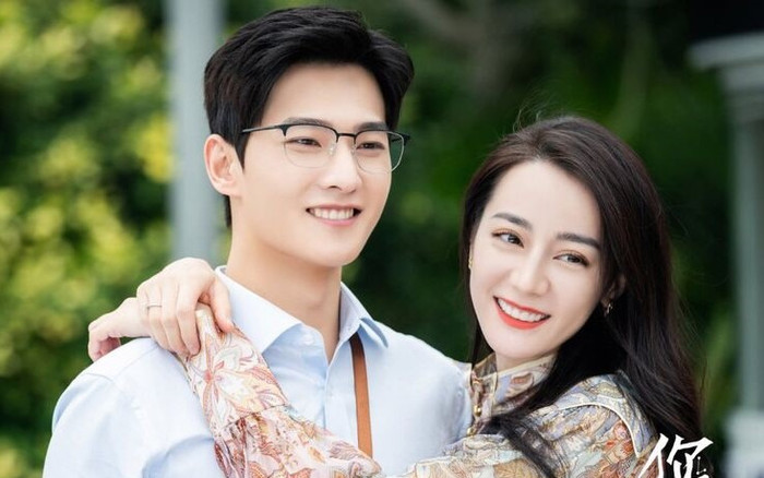 Không phải Dương Dương, Hoàng Cảnh Du, đây mới là người 'phim giả tình thật' với Địch Lệ Nhiệt Ba? Ảnh 2