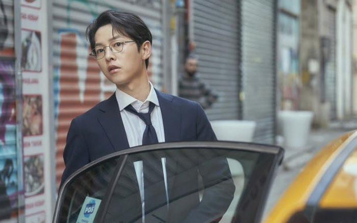 Song Joong Ki khẳng định lý do nhận đóng phim mới là vì Kim Tae Hee Ảnh 2