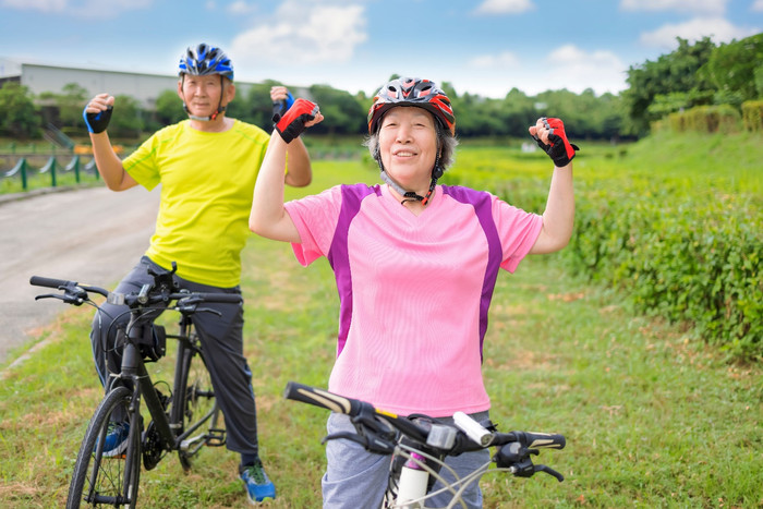 Khắc phục nỗi lo về vấn đề liên quan đến đường tiết niệu sẽ giúp người cao tuổi có cuộc sống tự chủ, năng động, cải thiện sức khoẻ và tâm lý.