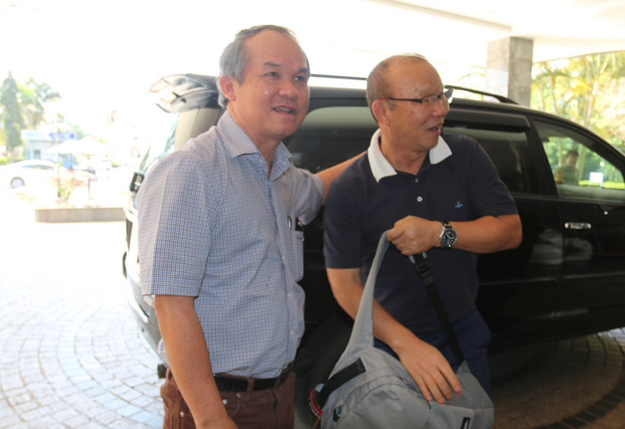 Bầu Đức rất quý mến ông Park, ngược lại HLV tuyển Việt Nam luôn nhớ đến bầu Đức như một người giúp ông giành vinh quang cùng bóng đá Việt Nam.