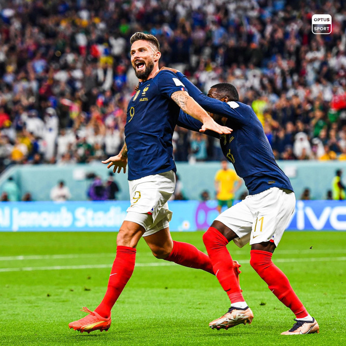 Giroud toả sáng giúp Pháp dẫn ngược Úc.