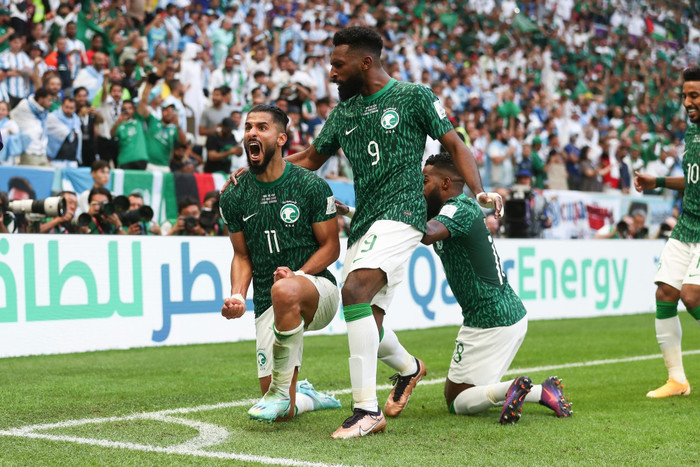 Saudi Arabia dẫn đầu bảng C khi đánh bại Argentina với tỷ số 2-1. Ảnh: FIFA