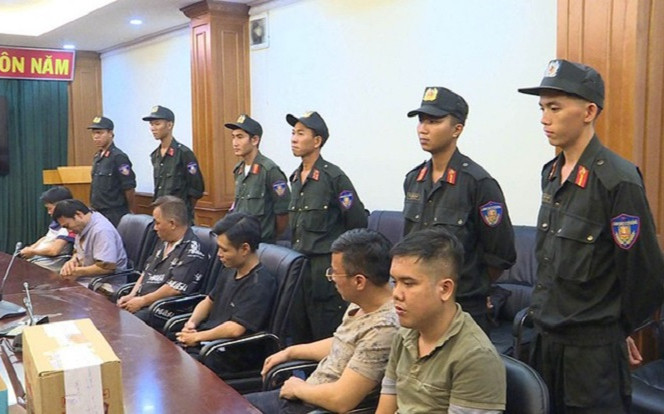 Bộ Công an bắt đường dây cá độ bóng đá 30.000 tỉ đồng Ảnh 2