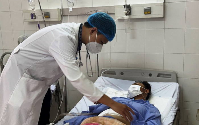 Thiếu niên 17 tuổi bị thanh gỗ đâm xuyên ngực được cứu sống: Bác sĩ cảnh báo điều 'sống còn' khi sơ cứu Ảnh 2