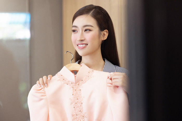 Nhan sắc ngày càng thăng hạng của nàng hậu