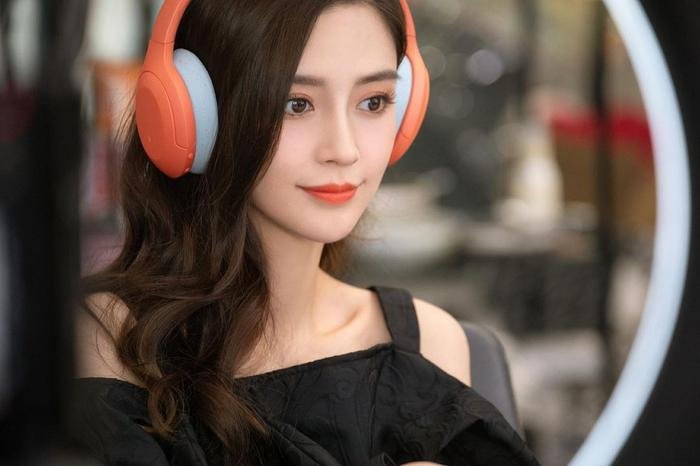 Bị anti-fan xúc phạm quá giới hạn, Angelababy đâm đơn kiện đòi bồi thường số tiền 'khủng' Ảnh 3