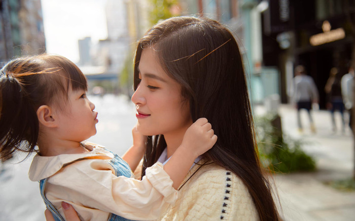 Đông Nhi khẳng định ái nữ Winnie giống mẹ, thái độ Ông Cao Thắng khiến netizens 'phì cười' Ảnh 2