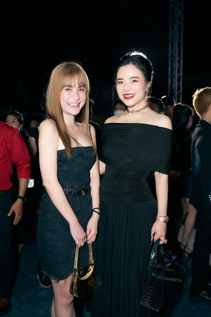 Hình ảnh do Đoàn Di Băng chia sẻ lại.