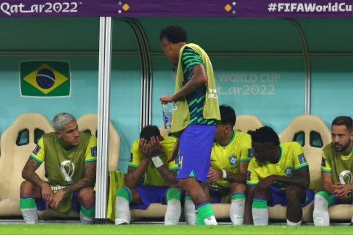 Cận cảnh chấn thương nặng khiến Neymar bật khóc trong ngày Brazil thắng Serbia Ảnh 7