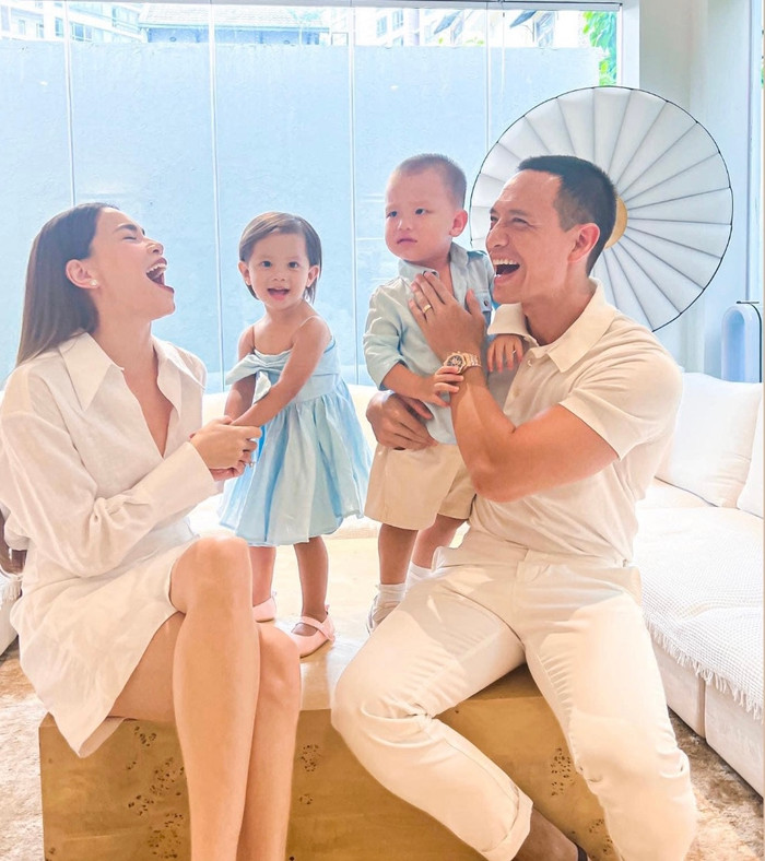 Trải qua không ít thăng trầm trong cuộc sống, cuối cùng Hà Hồ đã tìm cho mình được bến đỗ hạnh phúc.