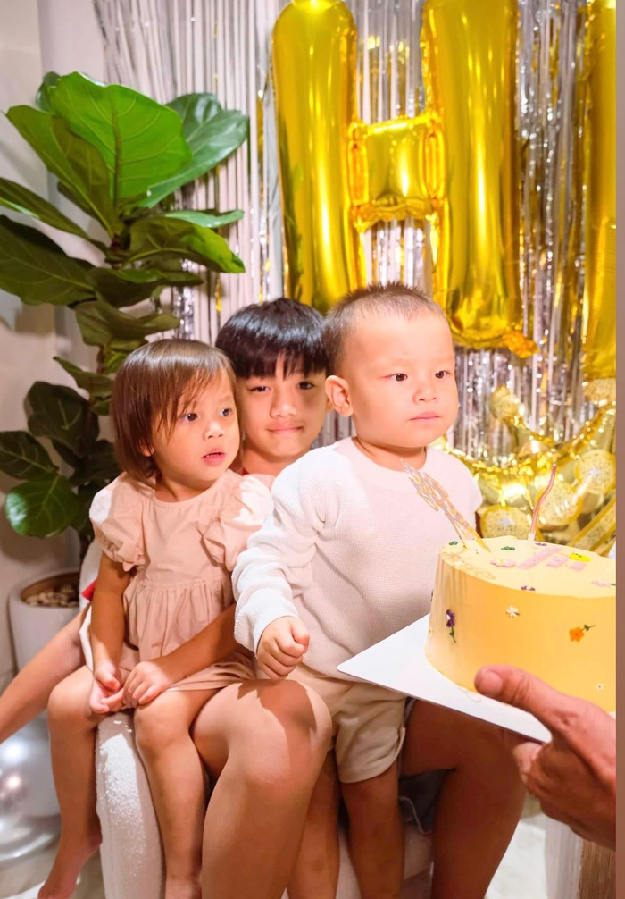 Ở tuổi 38, nữ ca sĩ không mong gì nhiều ngoài giữ được những thứ như ở hiện tại. 