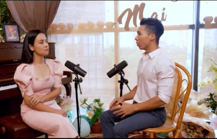 Diễn viên Quốc Nghiệp liên tục thanh minh cho mình rằng anh chỉ thích nghe nhạc mà thôi.