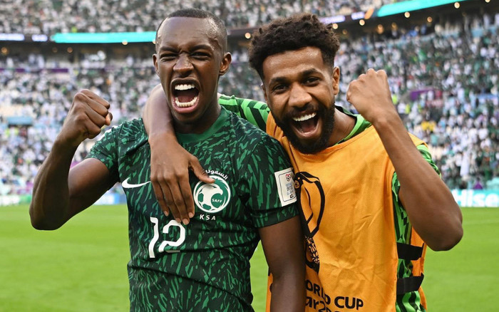 Đội Saudi Arabia nói gì trước tin được thưởng hàng chục chiếc siêu xe Rolls-Royce? Ảnh 2