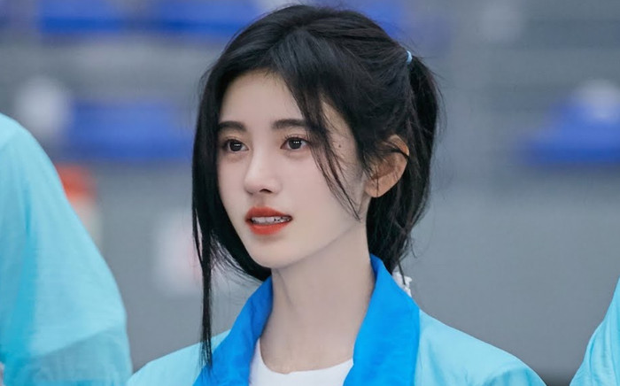 Cúc Tịnh Y chính thức nhận 'tin vui' ở tuổi 28, người hâm mộ lập tức tràn vào chúc mừng Ảnh 2