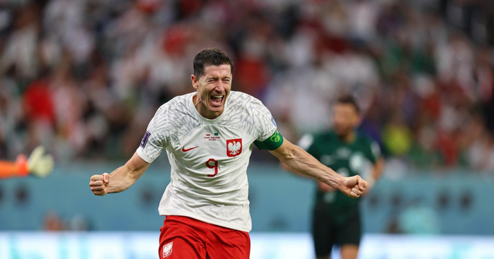 Trong trận đấu giữa Ba Lan và Saudi Arabia, ngôi sao Robert Lewandowski có 1 kiến tạo thành bàn và ghi 1 bàn thắng. Tài năng của Robert Lewandowski đã giúp Ba Lan đánh bại Saudi Arabia 2-0.
