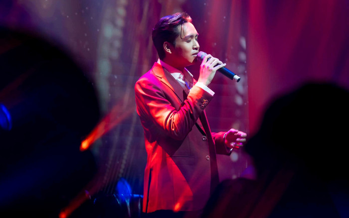 Hát hit 'Hoa nở không màu', Bạch Công Khanh liệu có bị so sánh với Hoài Lâm? Ảnh 2