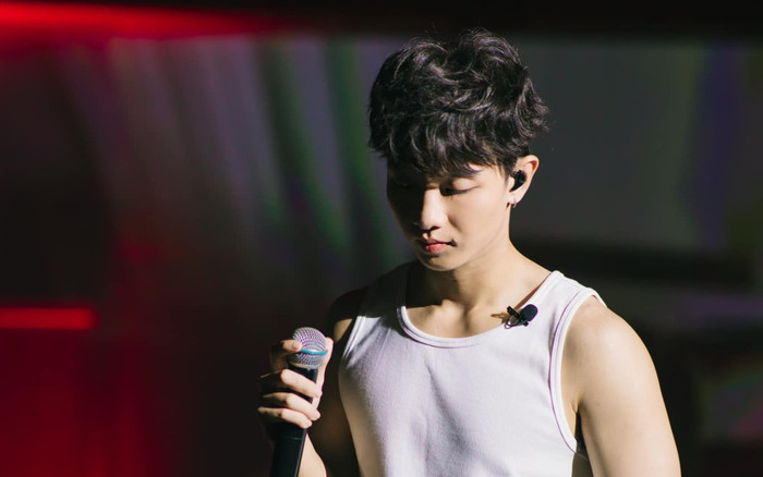 Hoàng Dũng bất ngờ gửi lời xin lỗi đến khán giả sau show diễn: Chuyện gì đây? Ảnh 2