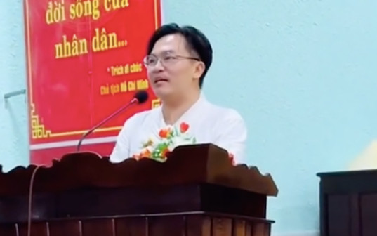 Trước khi xuống tóc xuất gia, MC Đại Nghĩa từng bị điện giật trên sân khấu Ảnh 2