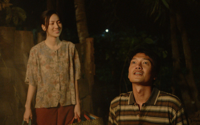 Tro Tàn Rực Rỡ do Quang Tuấn - Phương Anh Đào đóng chính đoạt giải cao nhất tại LHP Ba châu lục ở Pháp Ảnh 2