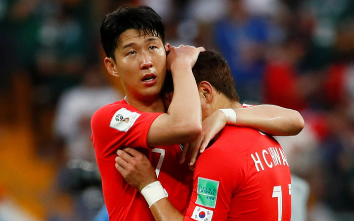 Son Heung-min trải lòng trong nước mắt: 'Xin lỗi, trái tim tôi đau nhói' Ảnh 2