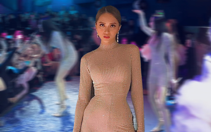 Diện lại trang phục cũ chạy show tại Mỹ, Hương Giang 'thiêu đốt' sân khấu với body nuột nà Ảnh 2