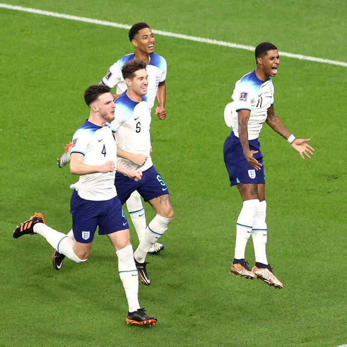 Rashford ghi 2 bàn vào lưới tuyển Xứ Wales.