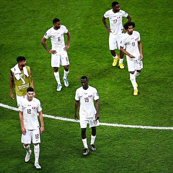 Kinh nghiệm non kém và đẳng cấp chưa đạt tầm World Cup là nguyên nhân khiến cho Qatar xác lập 3 cột mốc đáng quên.