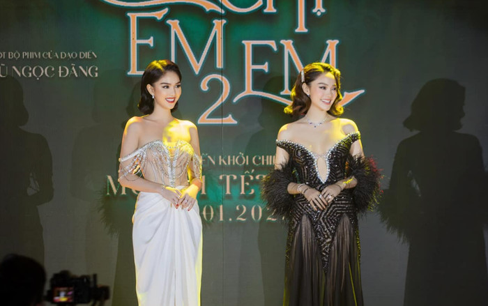 Cùng diện trang phục 'no-bra', Ngọc Trinh - Minh Hằng đẹp hút hồn với 'vùng tam giác vàng' quyến rũ Ảnh 2