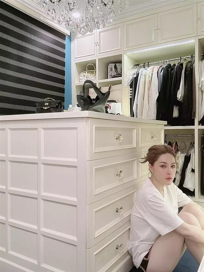 Đoàn Di Băng bật khóc vì những ấm ức mà cô phải chịu những ngày qua