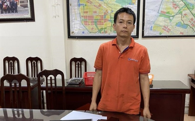 Sống kiếp 'ốc mượn hồn' suốt 16 năm, kẻ trốn truy nã vẫn không thoát tội Ảnh 2