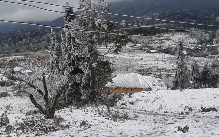 Miền Bắc từ đêm nay rét đậm rét hại, vùng núi có thể xảy ra mưa tuyết Ảnh 2