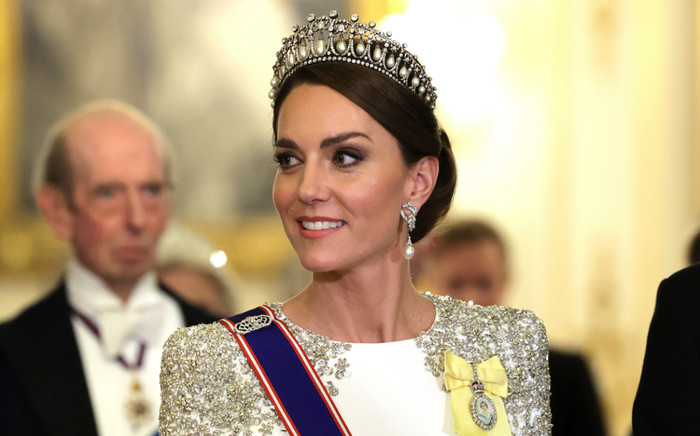 9 món trang sức tạo nên thương hiệu Công nương thanh lịch cho Kate Middleton Ảnh 2