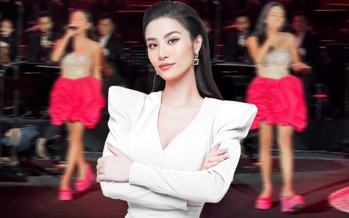 Biểu diễn ca khúc ngót nghét hơn chục năm trời của Đông Nhi, Văn Mai Hương bị 'bóc mẻ' lỗi trang phục Ảnh 2