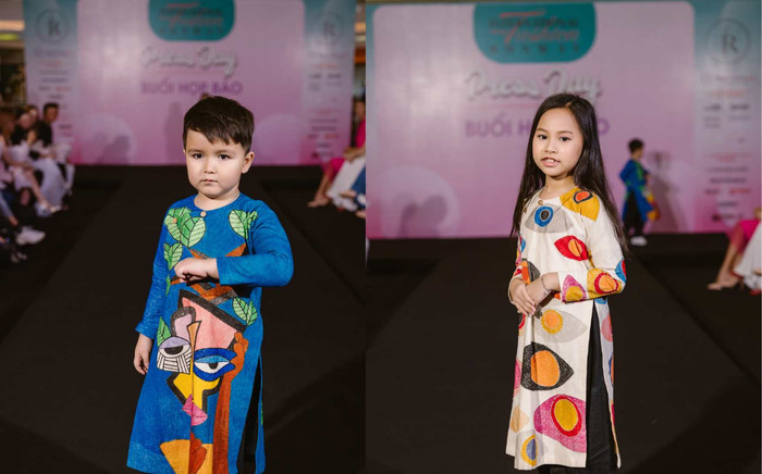 Sĩ Hoàng cùng học trò là NTK 'điếc bẩm sinh' vẽ áo dài cho trẻ thơ Ảnh 2